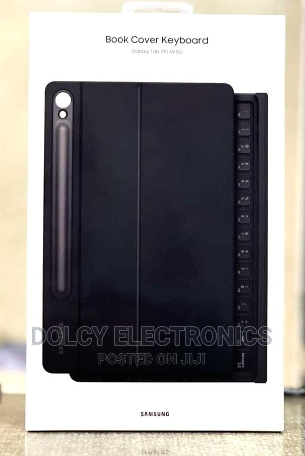 Galaxy Tab S9 Book Cover Keyboard - thumbnail 3