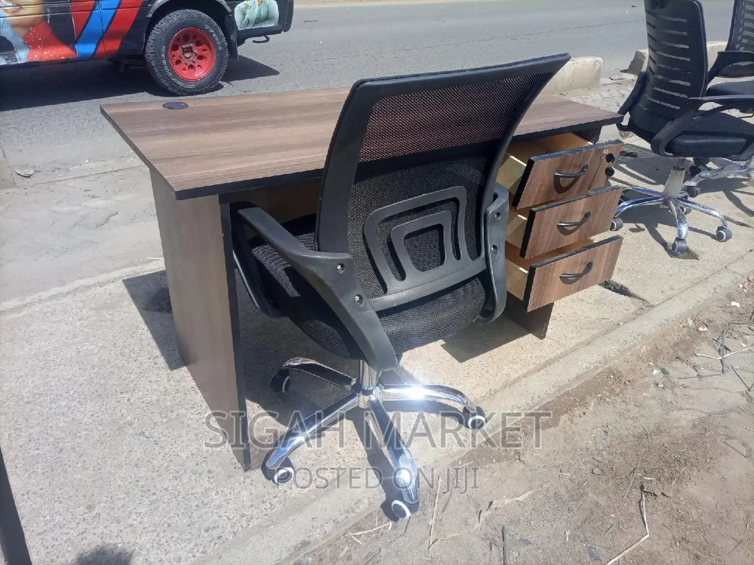 Office Desk
