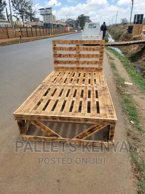 Pallet Bed- 4*6 Detachable, Blazed Pallet Bed.(#PG07 )