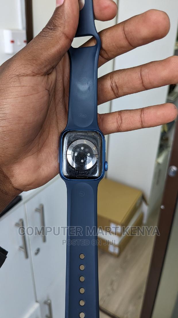 Apple Watch Series 7 - thumbnail 2