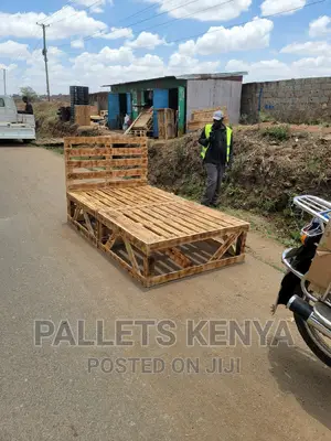 Pallet Bed-4*6 Detachable and Blazed Pallet Bed.(#PG011 )
