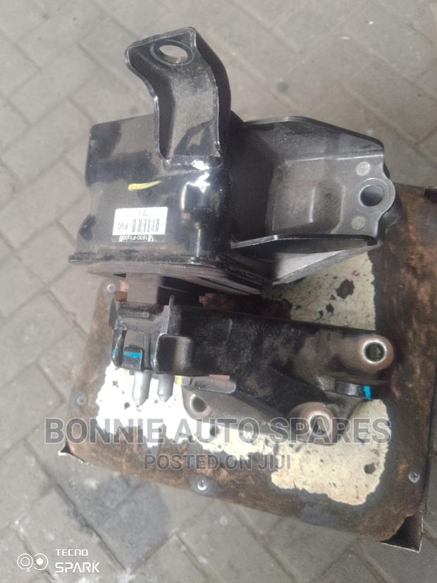 KIA/Hyundai Engine Mounting - thumbnail 2