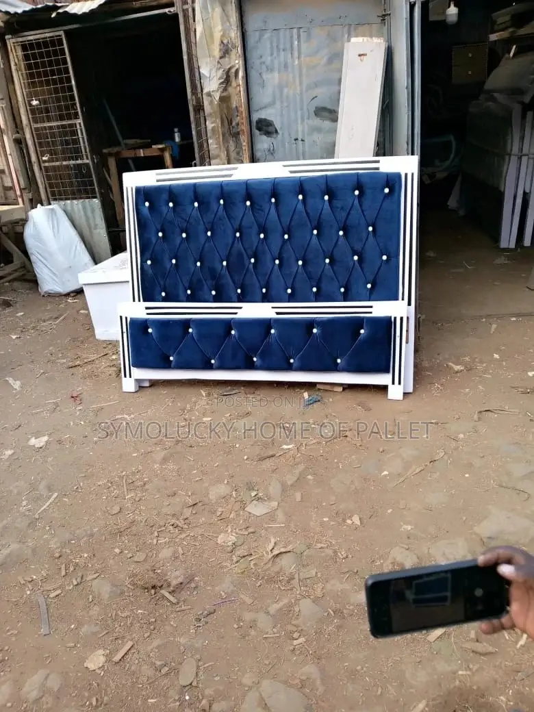 Chester Bed. Size5*6