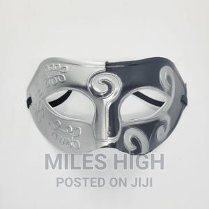 Halloween Masquerade Mask - thumbnail 2