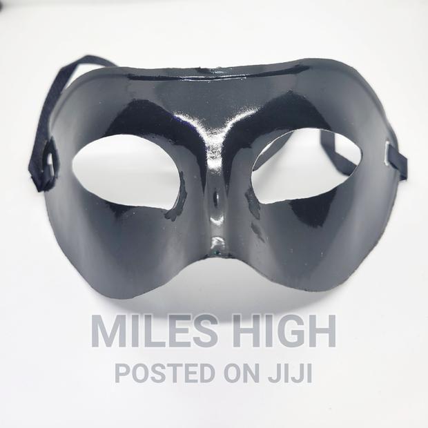 Male Masquerade Mask - main view