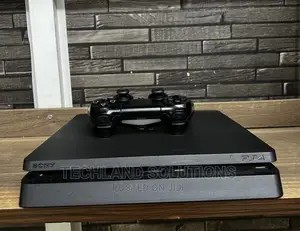 Ex Uk Playstation 4 Slim