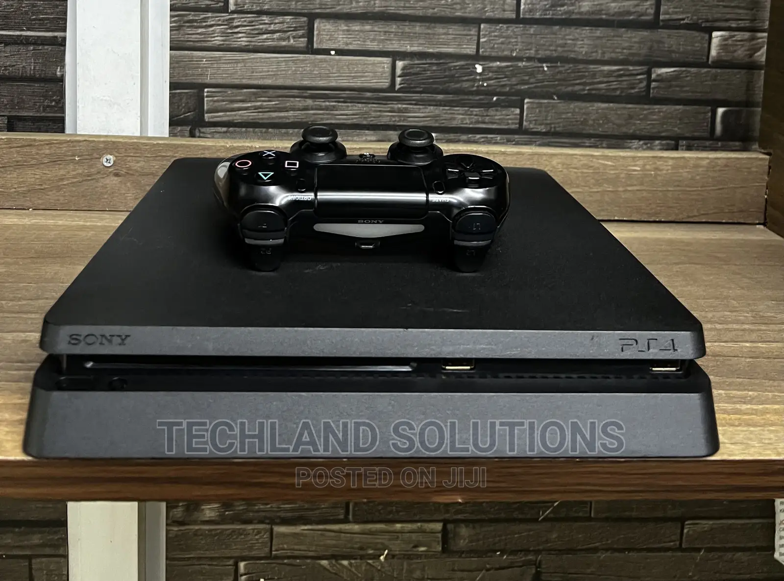 Ex Uk Playstation 4 Slim