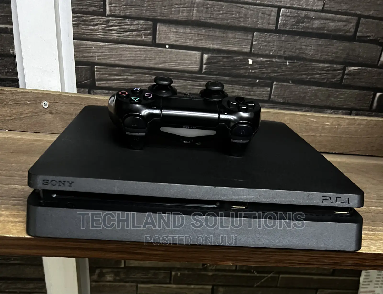 Ex Uk Playstation 4 Slim