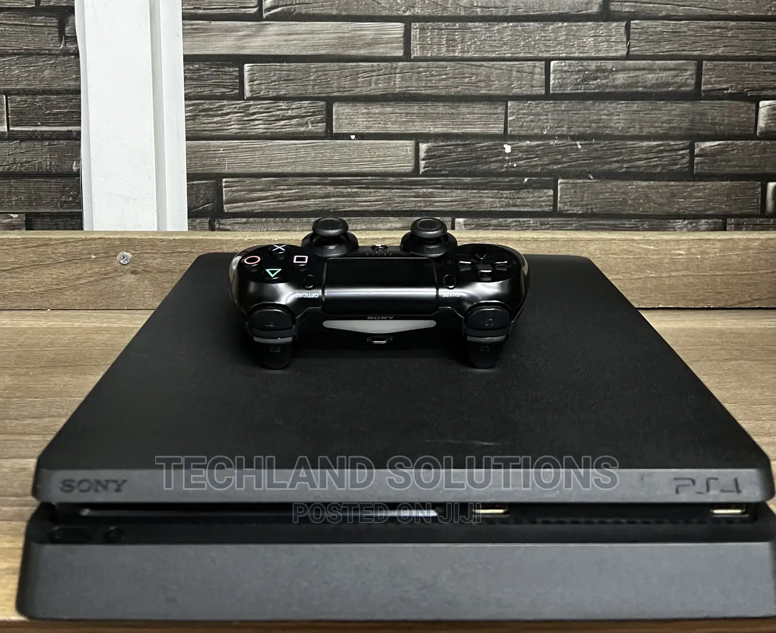 Ex Uk Playstation 4 Slim
