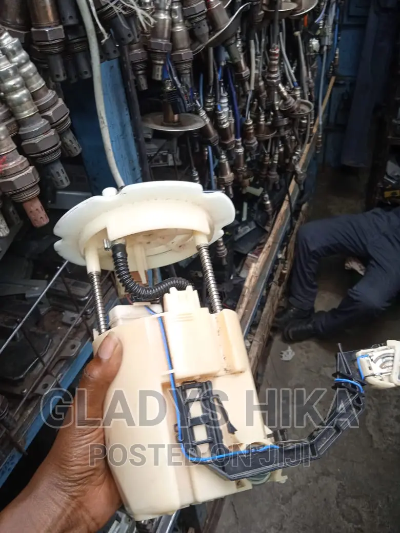 Fuel Pump for Serena on Sale