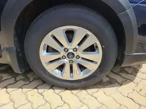 Subaru Outback 2016 Gray