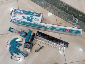 Cordless Fence Trimmer