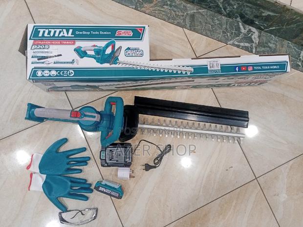 Lithium-Ion Hedge Trimmer - main view