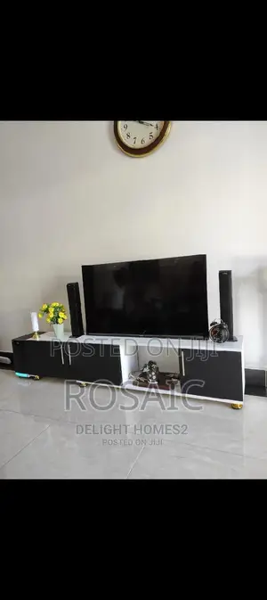 Tokyo Expandable Tv Stand/Tokyo Expandable Tv Stand