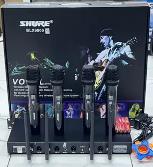 Original Shure BLX-9500 4 Wireless Microphone System (Black)