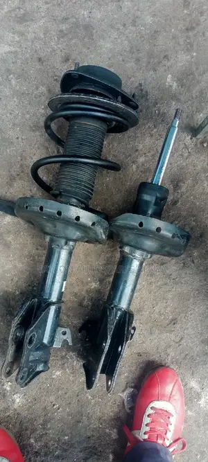 Subaru Forester SJG Front Shocks