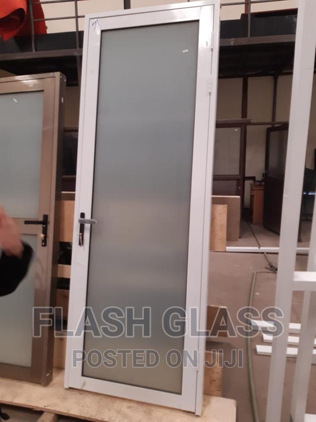 Aluminium Bathroom Doors Aps - thumbnail 3