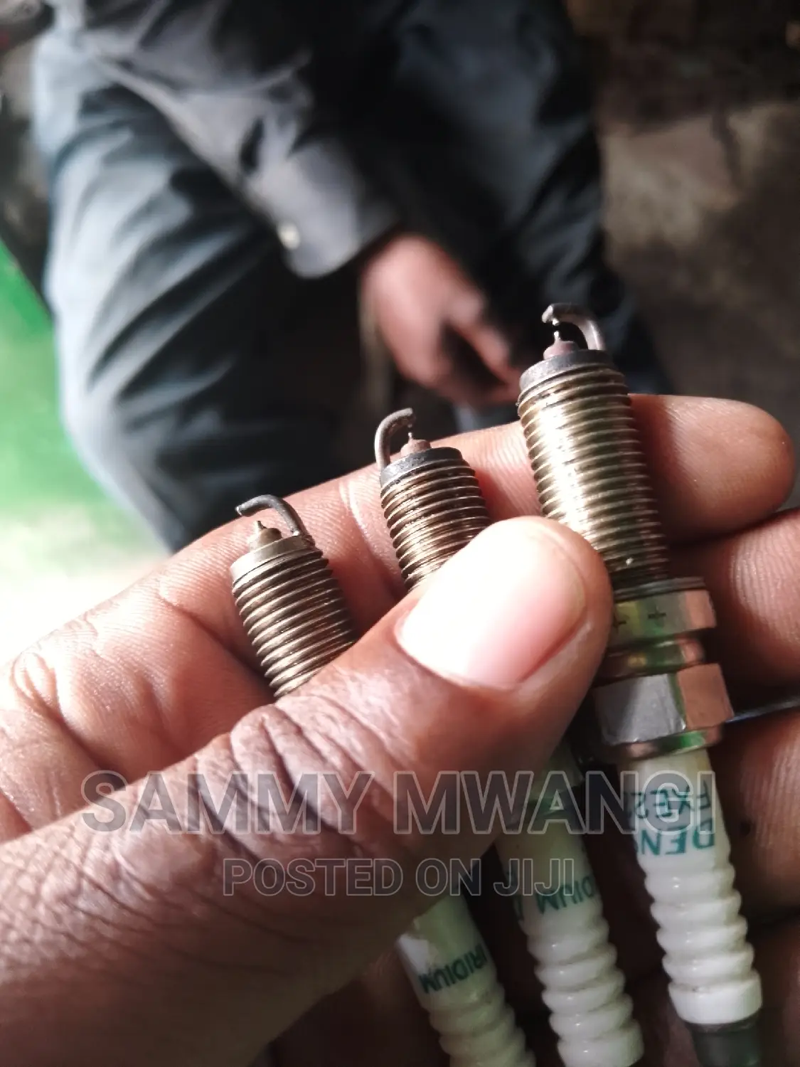 Nissan Note Serena Lafesta Wingroad Murano Tiida Plugs