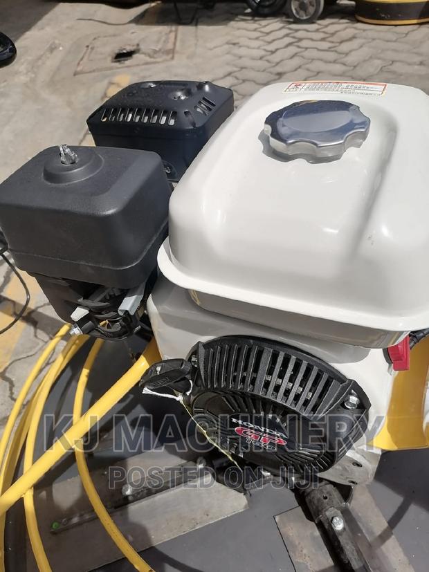 Power Trowel Honda Petrol Powered Engine Plus Pan - main view