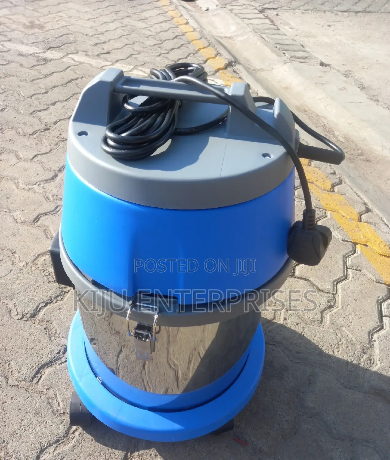 Vaccum Cleaner Aico Machines Available