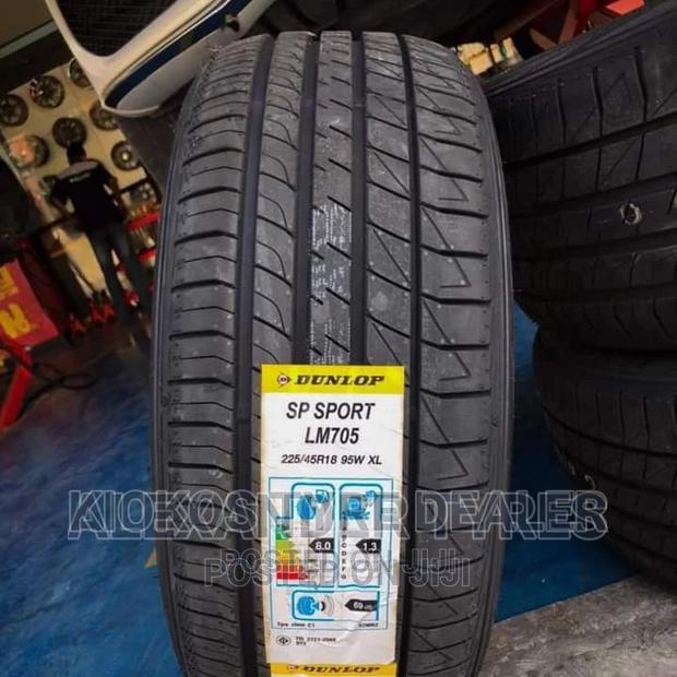 225/45r18 Dunlop