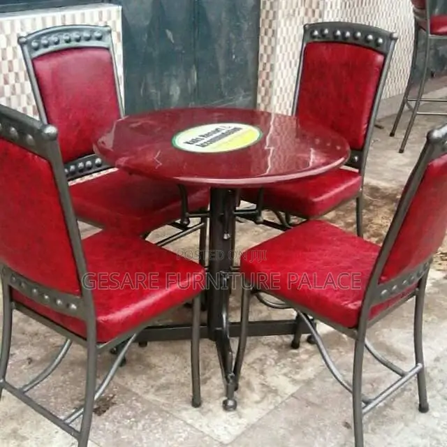 Hotel/ Bar Table With 4 Seats