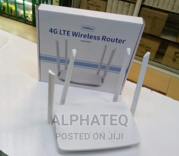 300mbps 4G LTE Wireless Router - main view