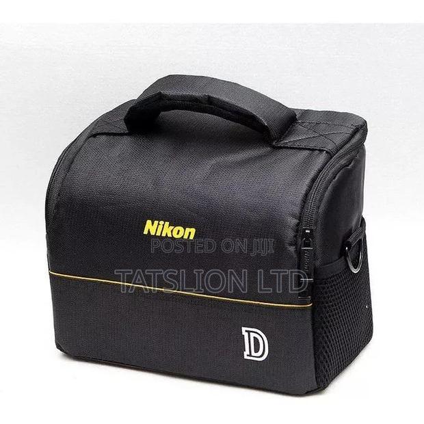 Nikon DSLR Small Camera Bag