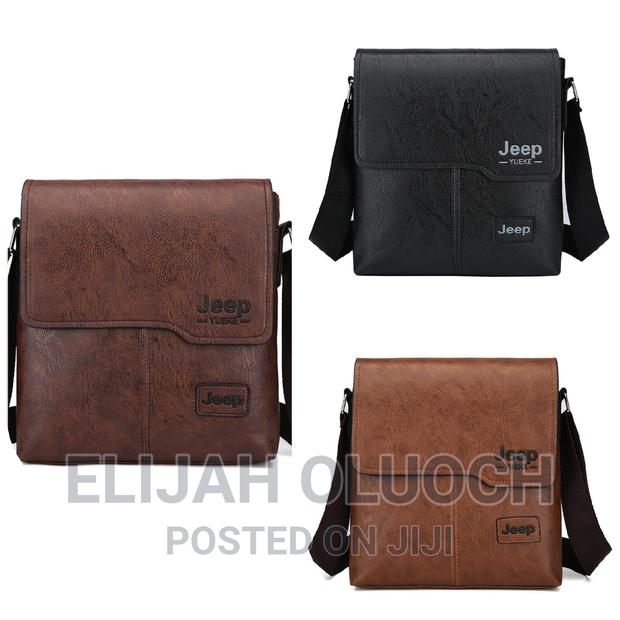 Leather Jeep Bag - thumbnail 3