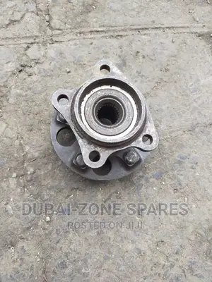 Harrier, Lexus, Rumion, Vanguard,Rav 4, Wishrear Wheel Hubs.