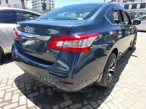 Nissan Bluebird 2017 Blue