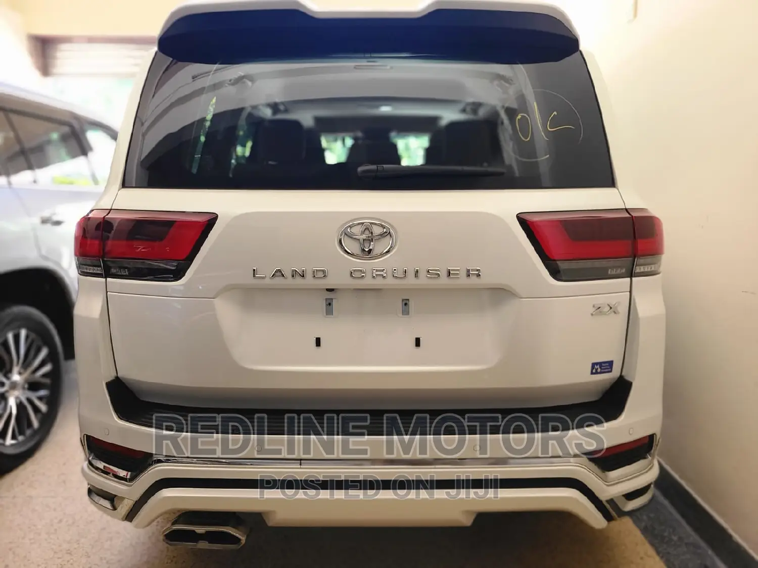 Toyota Land Cruiser 2021 White