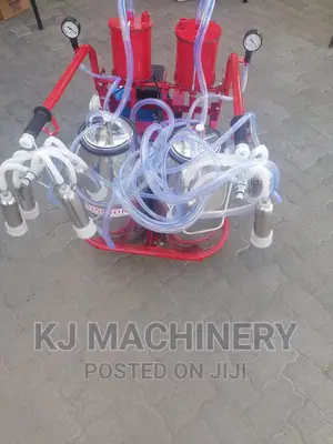 Double Bucket Milking Machine -Quality Powerful Machinery