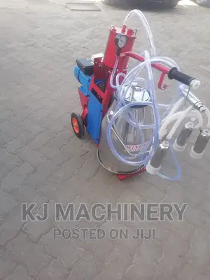 Single Bucket MILKING MACHINE Quality Assured Brand