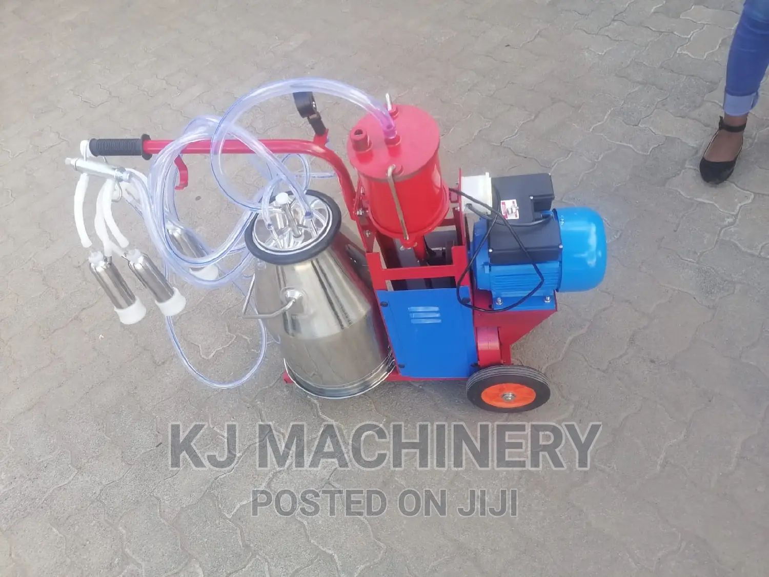Single Bucket MILKING MACHINE Quality Assured Brand