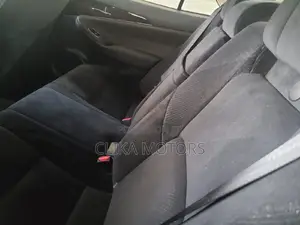 Toyota Crown 2017 Black