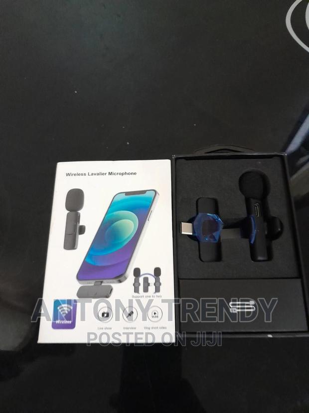 2.4G Wireless Lavalier Microphone Short Video Shootin - thumbnail 2