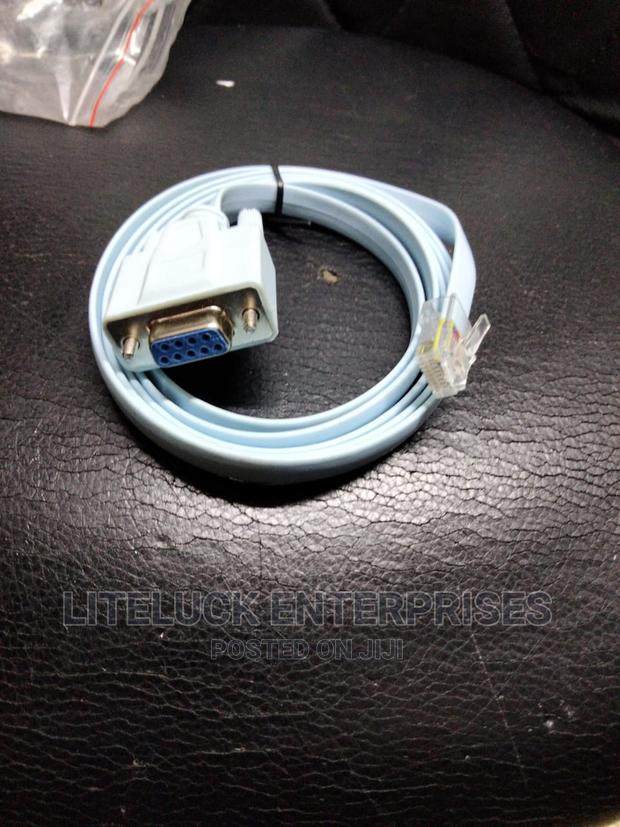 Serial Cable( Console Cable) - main view