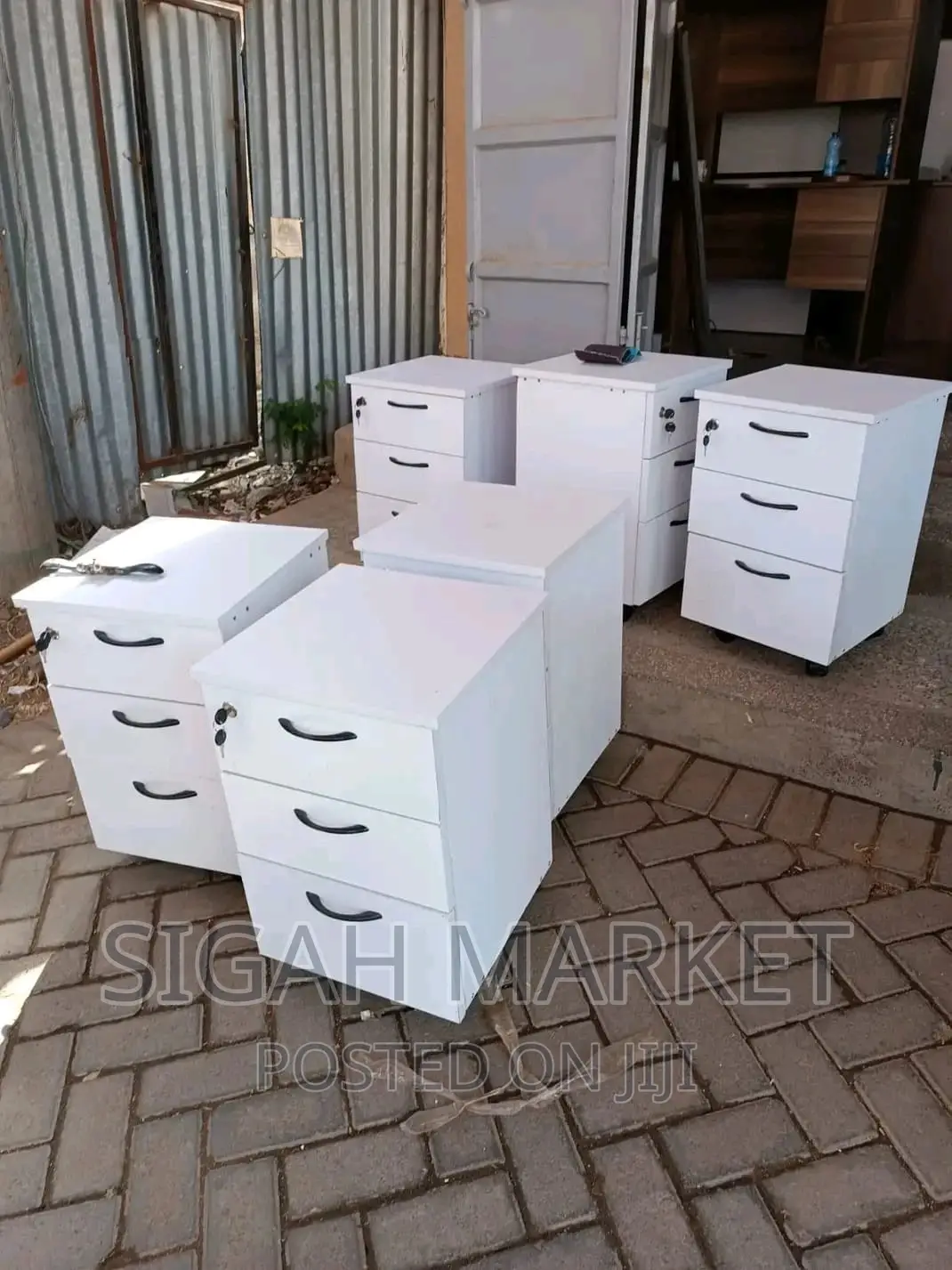 Side Drawer Side Drawer Side Drawer Side Drawer