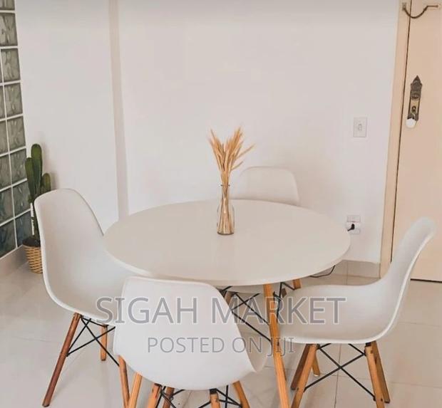 Dining Table - main view