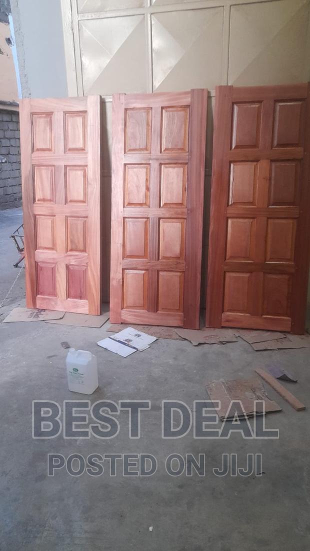 Mahogany Solid Door - thumbnail 3