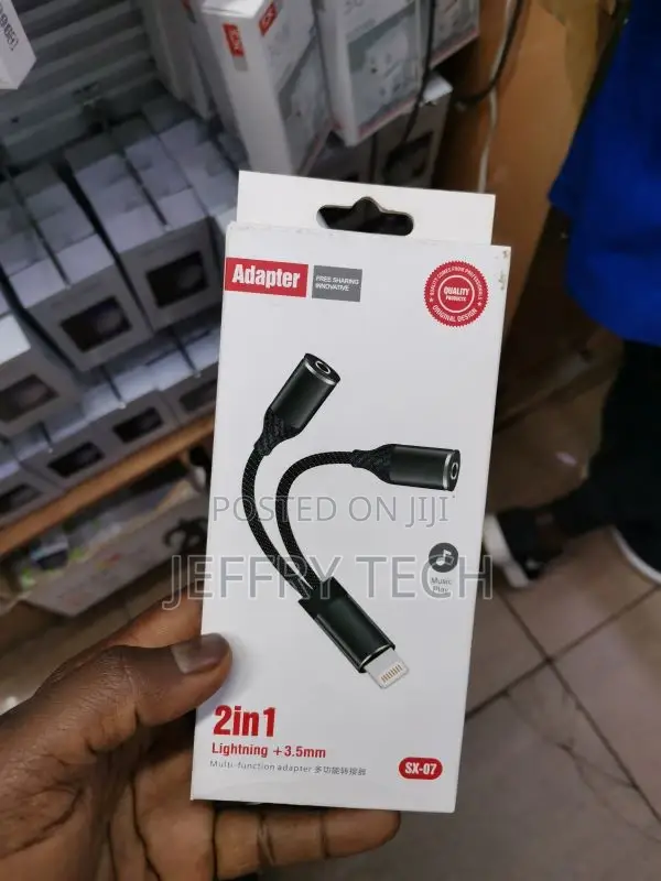 iPhone Headphone Audio Splitter Dongle 2in1 Jack Charger AU
