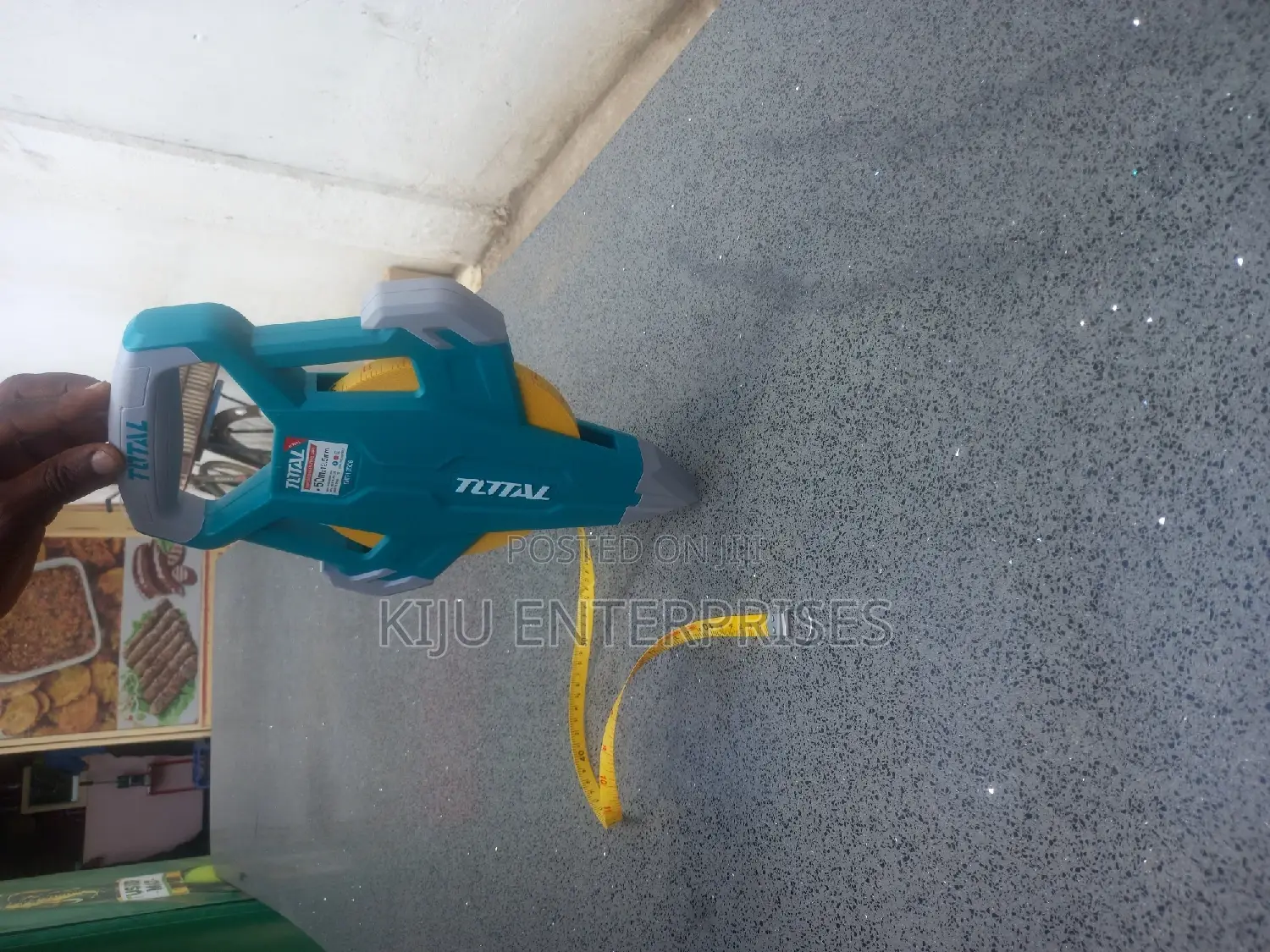 Total Fibreglass Machine Tape Measure