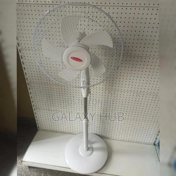 Standing Fan 16" Inches With a Round Base