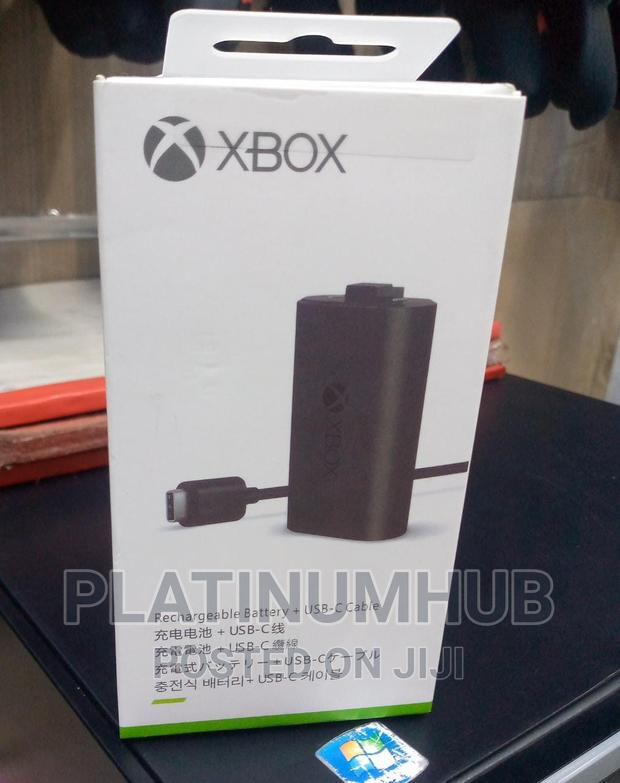 Xbox Rechargeable Battery+Usb-C Cable - main view