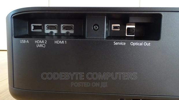 Epson EH-LS300B Full HD,3600 Lumen - thumbnail 4