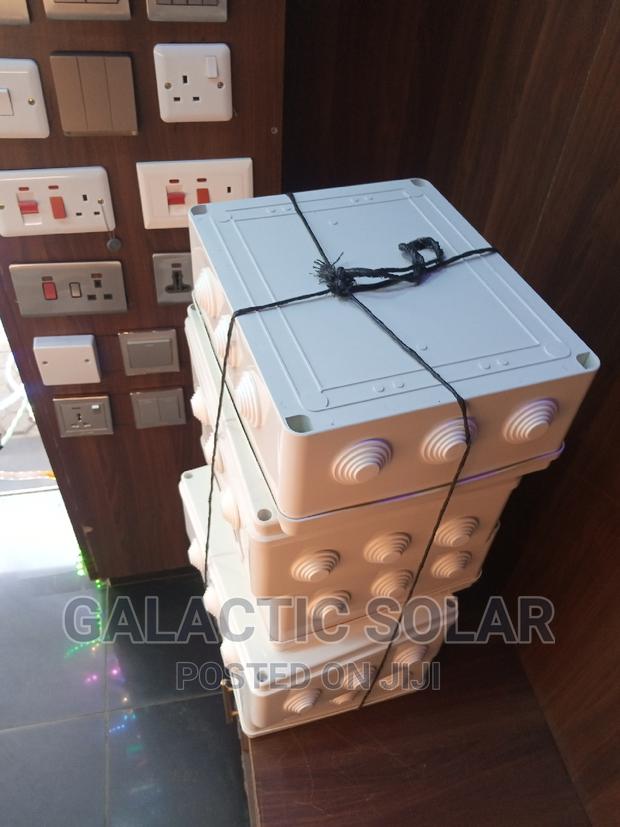 Adapter Box 250 by 300 - thumbnail 2