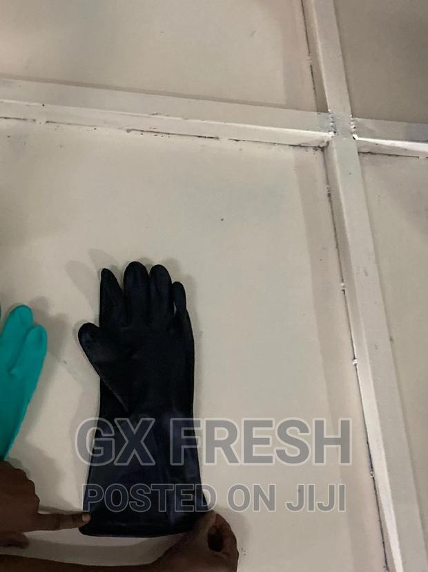 Hand Gloves Nitrile - thumbnail 2
