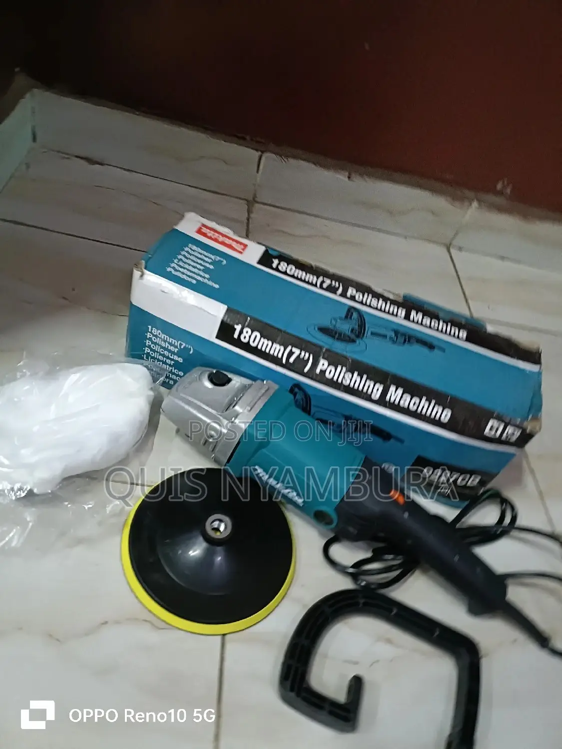 Makita Buffing Machine .