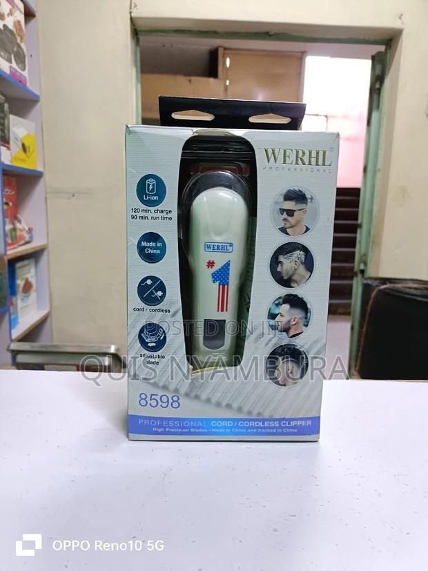 Cordless Hair Clipper .